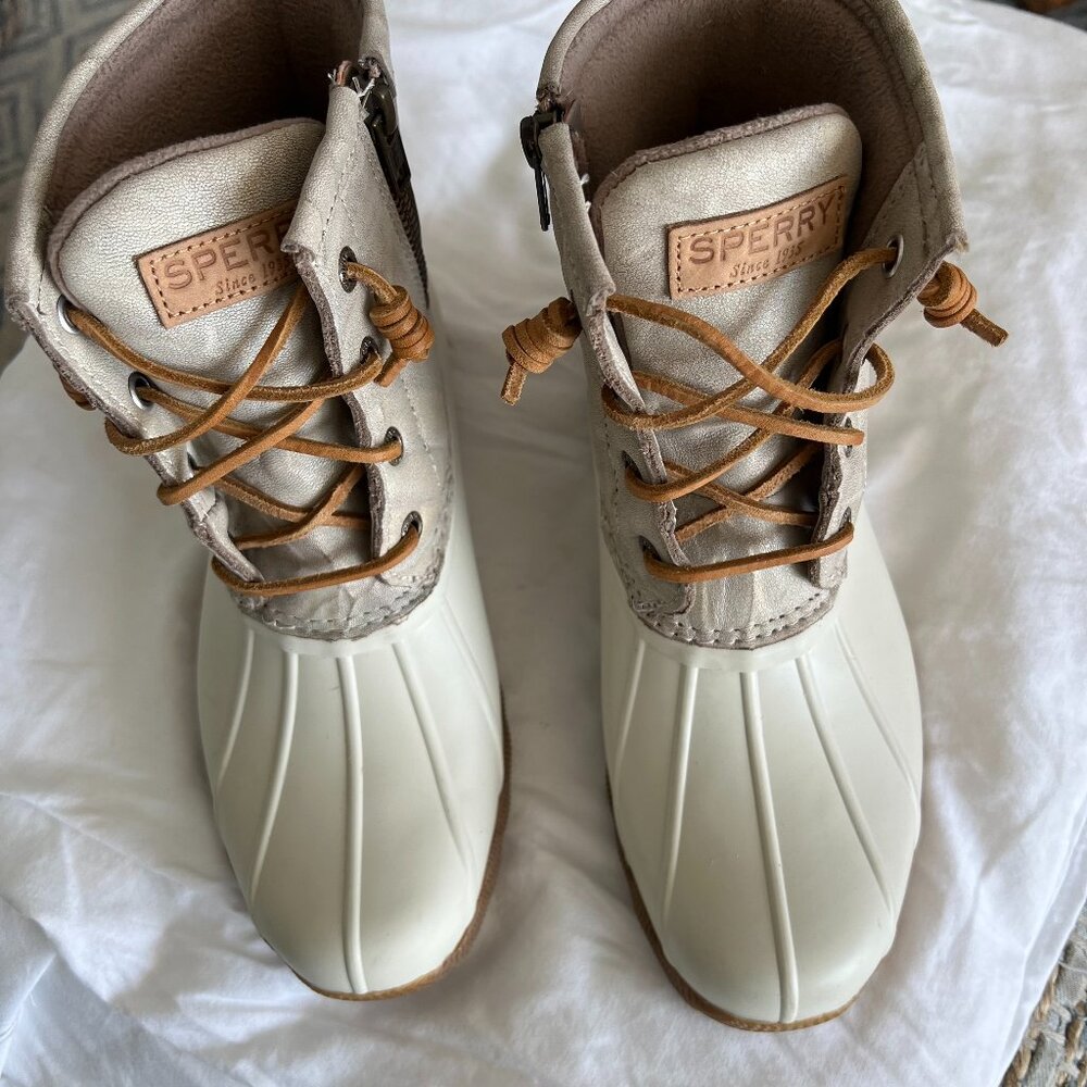 Sperry Top Sider Duck Boot, Size 6 - image 1
